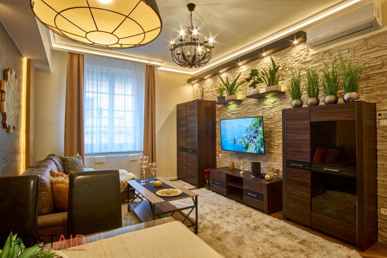 R7 Design Apartment - Hostaid Budapest Exterior photo